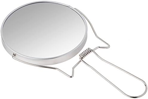 Perfect for on-the-go makeup application