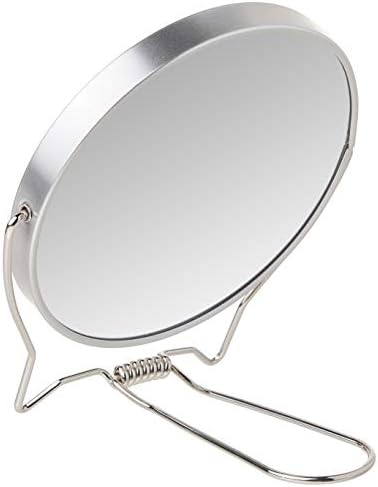 Perfect for on-the-go makeup application