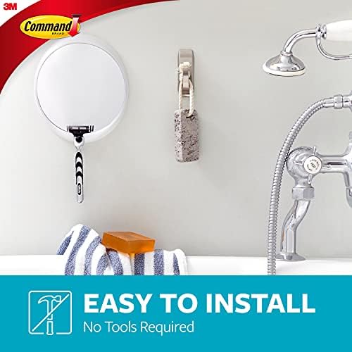 Fog-Free Command Mirror Easy to Display in the Shower