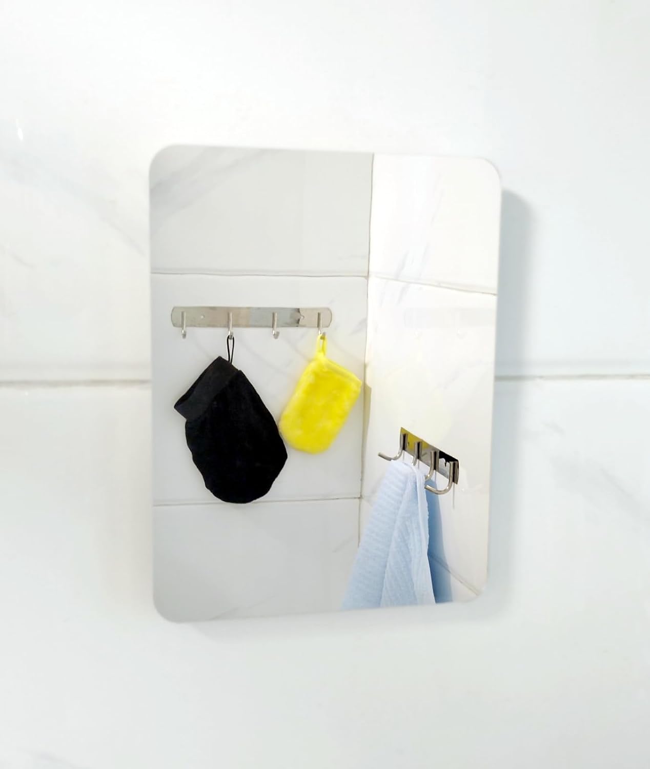 Fogless Shower Mirror with Razor Holder for Easy Shaving Safety