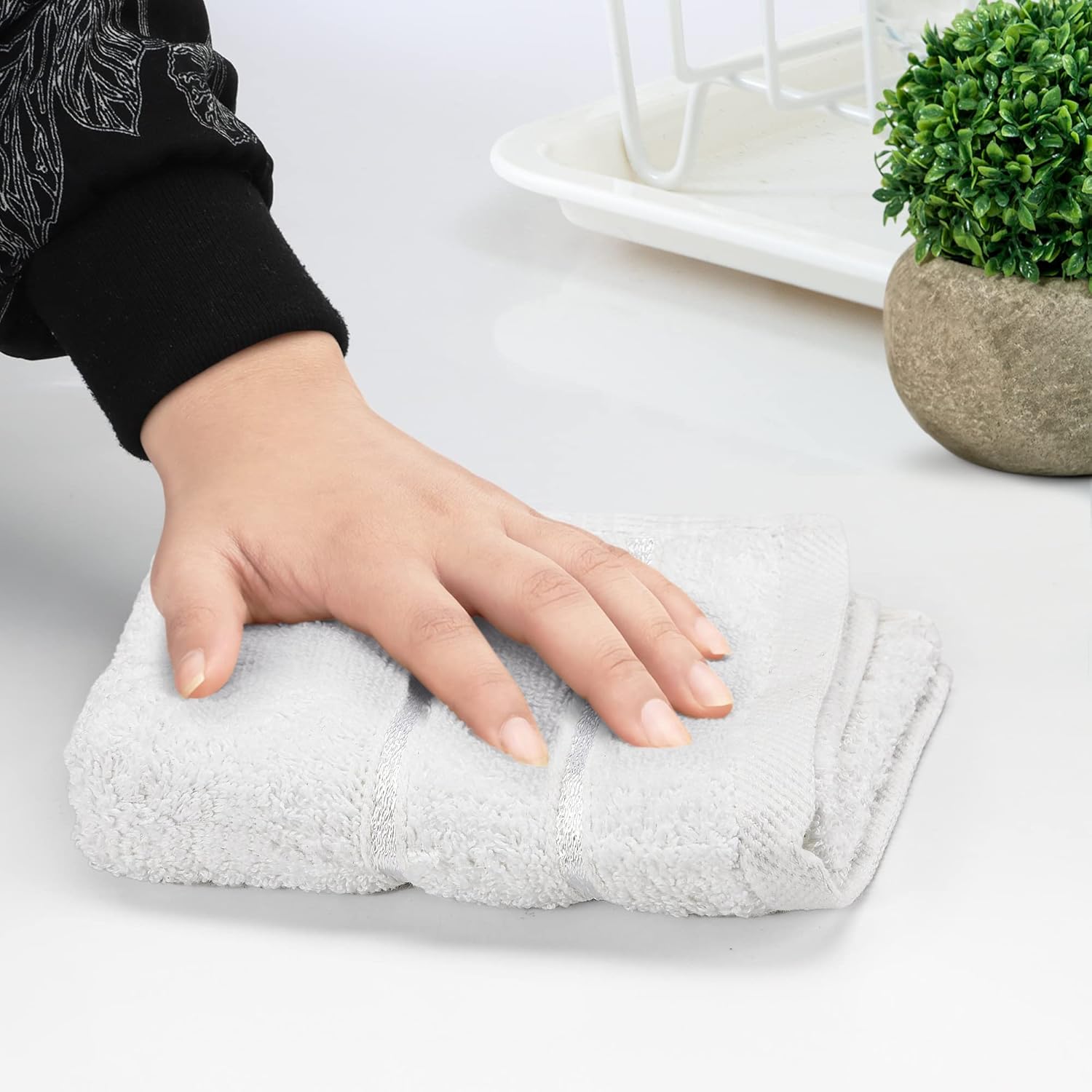 Utopia Towels - 12 Pack Viscose Luxury Wash Cloths Set
