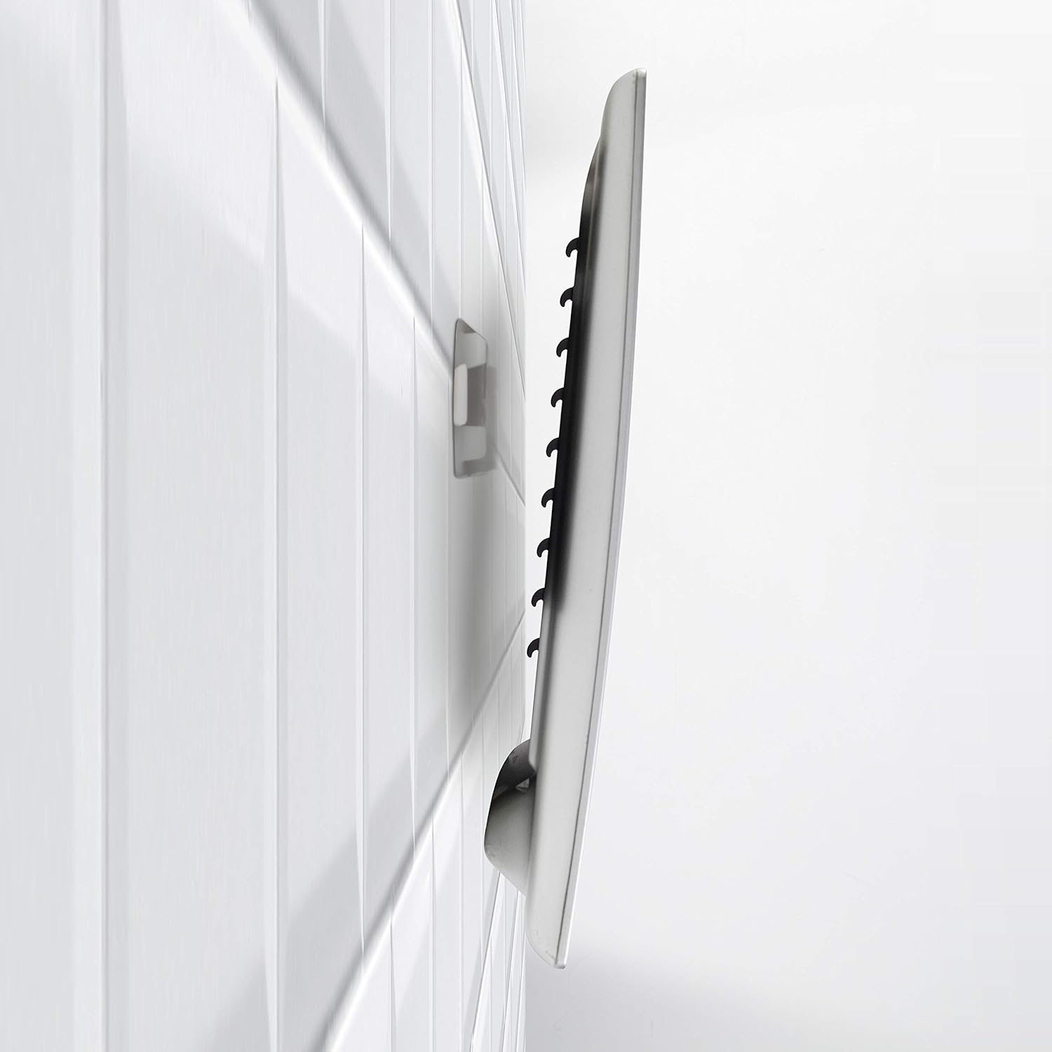 Zadro ZWTAR20S LED Fogless Showershaver Mirror - Shiny Touch-On LED