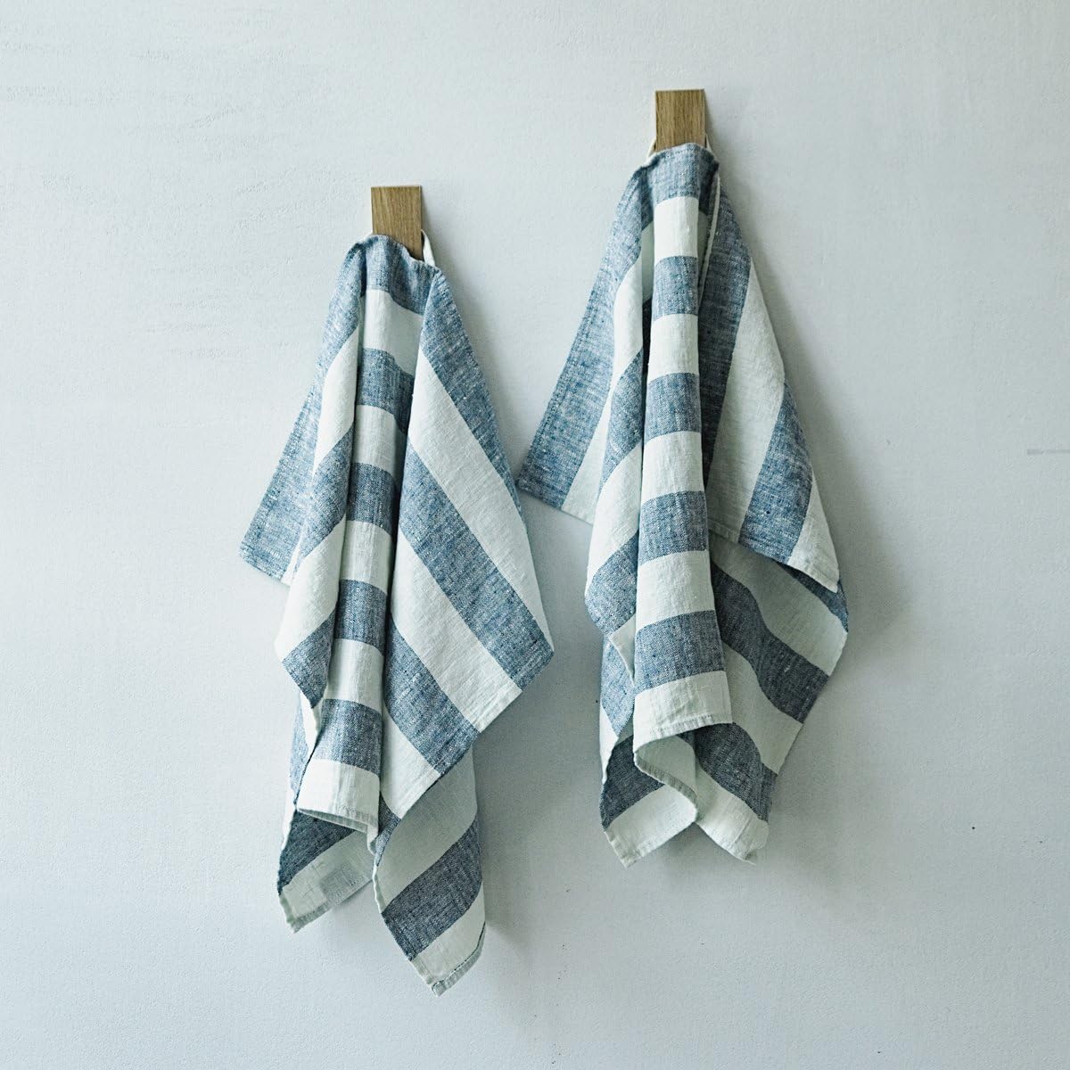 Elegant Soft Indigo Hand Towels Machine Washable Linen Set