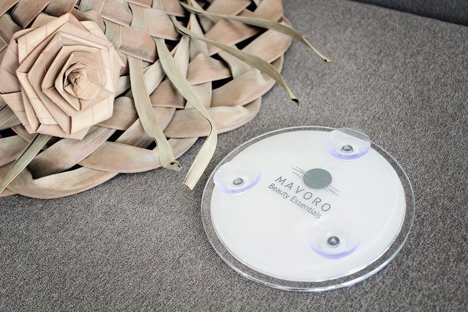 Mavoro 10X Magnifying Mirror with Suction Cups