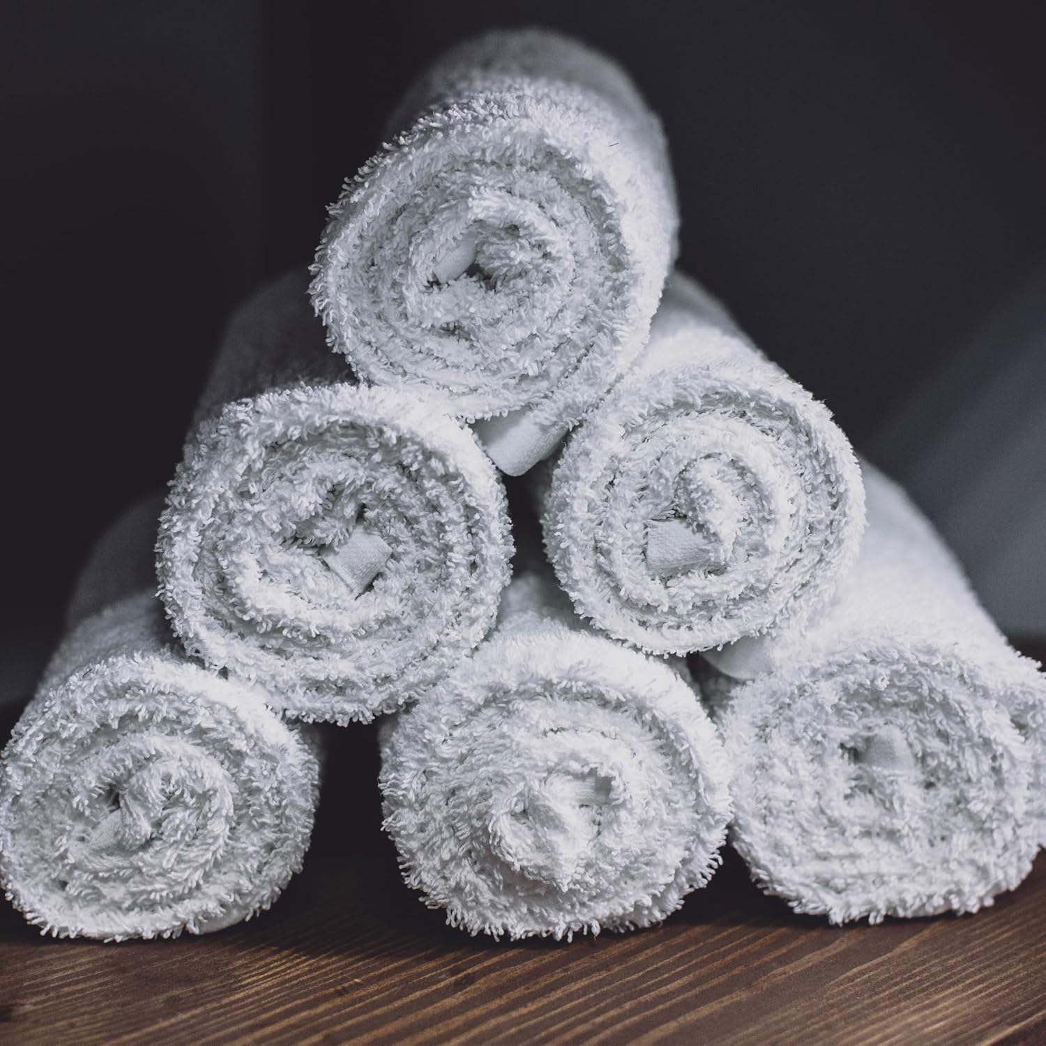 Thickness Softness Multi-Purpose Bath Towels for Commercial Use