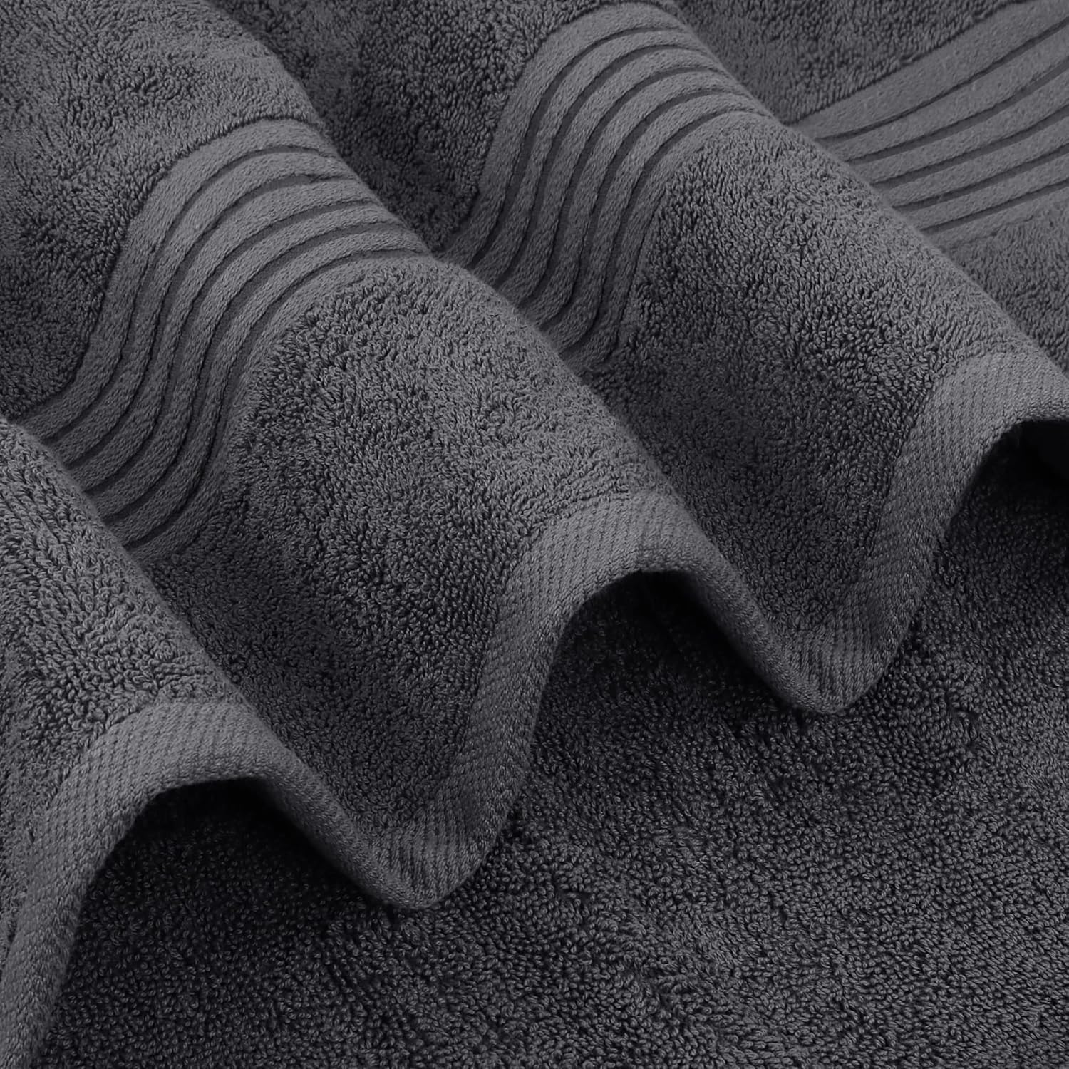 Utopia 4-Pack Bath Towels Set